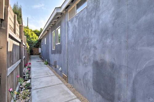 Apartamento Endearing Studio With Deck Less Than 4 Mi To The Beach!