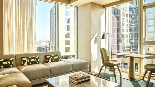 Hotel Conrad Los Angeles