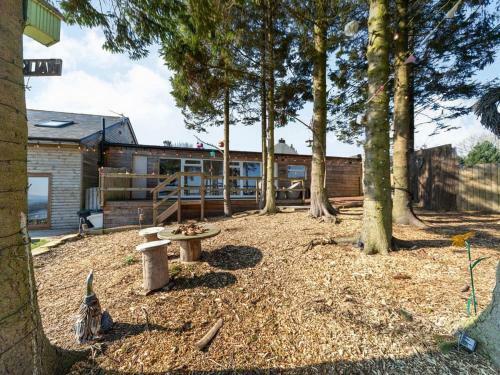 The Duck House At Huntercrook