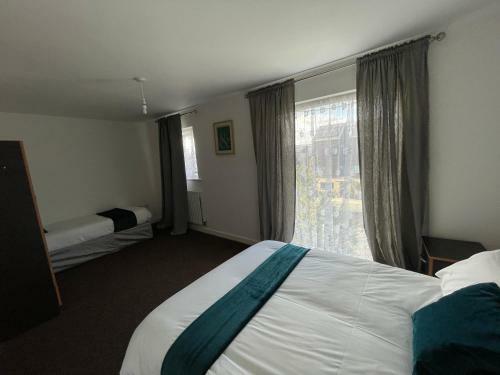 Barking,dagenham Leisure And Contractors