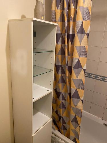 Apartamento Cosey 1-bedroom Condo With Free Parking
