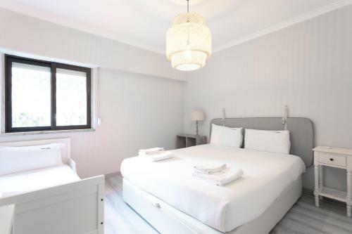 Flh Cascais Spacious Apartment With Balcony