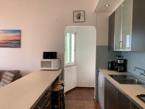 Incredible View, Quiet Apartment In Cascais