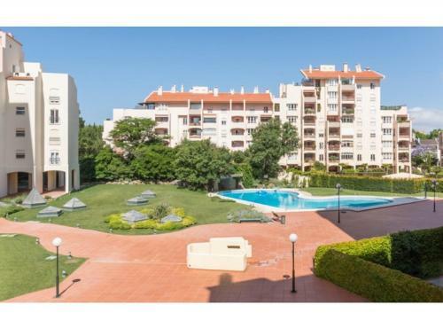 Apartamento Houze_lovely Flat With Swimming Pool!