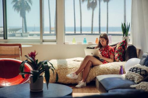 Hotel Stay Open Venice Beach
