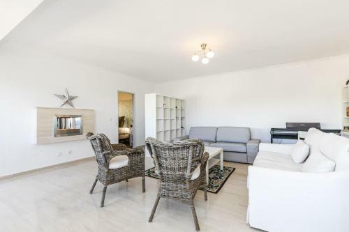 Guia Alamos Duplex Apartment