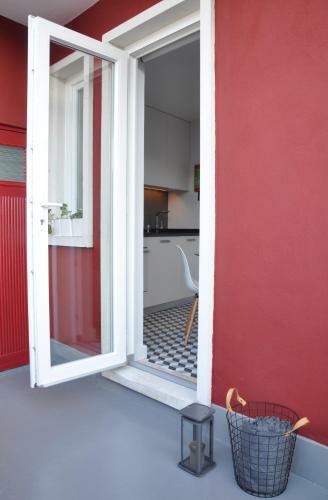 Hostal Confluentia - Believe It Or Not Apartments