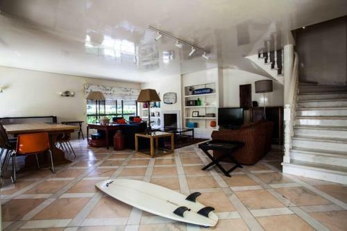 Bed & Breakfast Lisbon Surf Villa