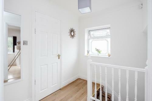 Villa Luxurious 4 Bedroom House? Gobions ? Prime Location ? Basildon ?
