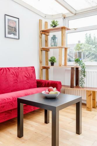 Villa Luxurious 4 Bedroom House? Gobions ? Prime Location ? Basildon ?