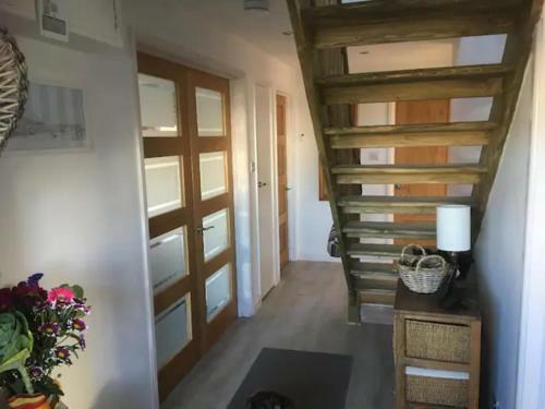 Cosy House, Near Beaches, Coastal Path And Local Shops