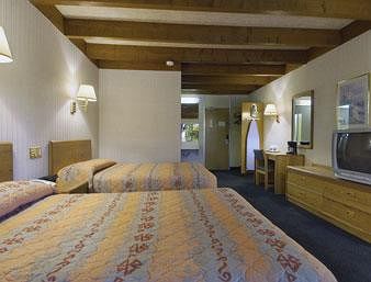 Motel Howard Johnson Inn Liberty