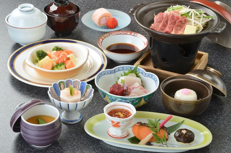 Hakone Yunohana Onsen Hotel