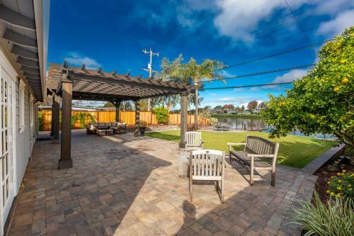 Villa @ Marbella Lane Executive Waterfront Property