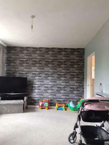 Apartamento Cosy 2 Bed Flat. Child Friendly. Entire Flat To Enjoy.