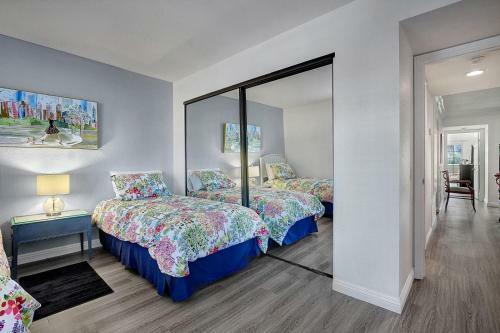 Apartamento Remodeled Ground Floor Golf Course View Condo!