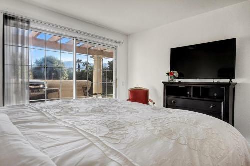 Apartamento Remodeled Ground Floor Golf Course View Condo!