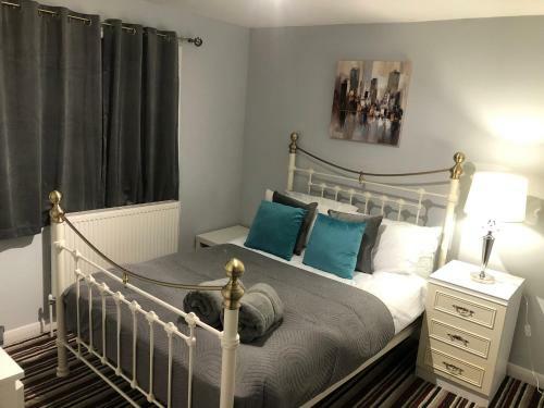 Comfy Three-bedroom Home In Basingstoke