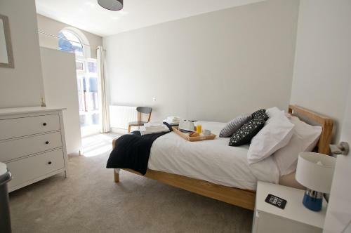 Wolverton Suite - Basingstoke Central Apartment