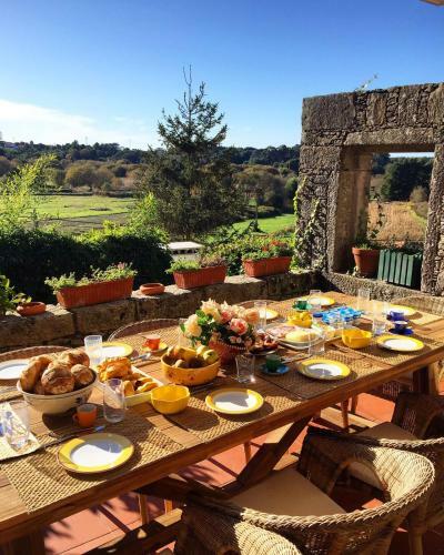 Liiiving In Moledo - Countryside Pool Villa