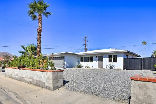 Contemporary Private Oasis In Palm Springs!