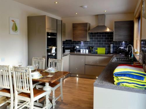 Woodview - Uk30293