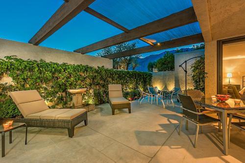 Greenhouse East Condo