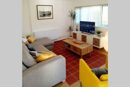Perfect Base For Two In Beautiful Pembrokeshire