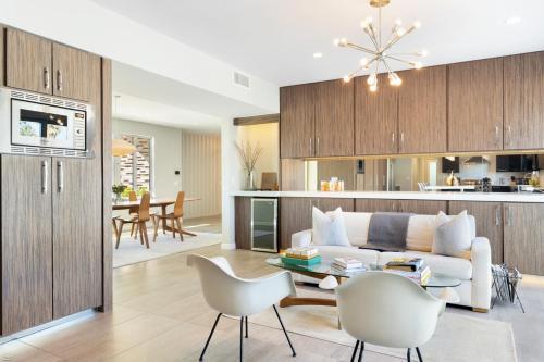 Modern Palms