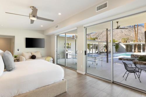 Modern Palms