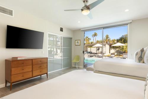 Modern Palms