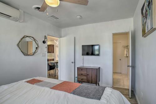 Stunning Palm Springs Home With Private Yard!