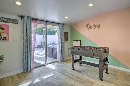 Stunning Palm Springs Home With Private Yard!