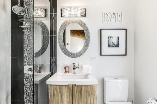 Iconic Mid-century Modern Escape