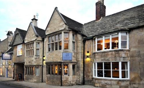 Hostal The Bull And Swan