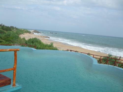 Bed & Breakfast Kirinda Beach Resort