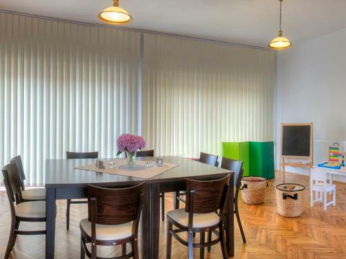 Hotel & Restaurant U Nedb�lk?