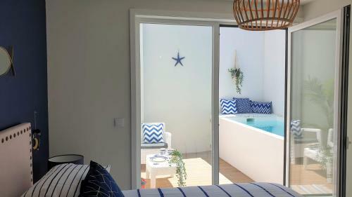 The Shore @ Atlantic Beach - Waterfront Beach House, Tiny Pool, Terrasse