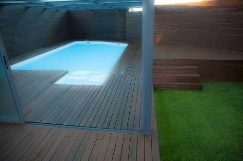 Apartment With Garden And Pool