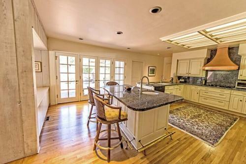 Villa Exclusive Hope Ranch Home W/pool And Private Beach Access