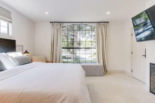 Casa Valerio Unit 6c-boutique Suite In Downtown Santa Barbara