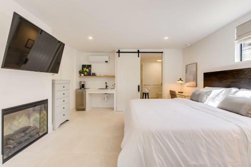 Casa Valerio Unit 6c-boutique Suite In Downtown Santa Barbara