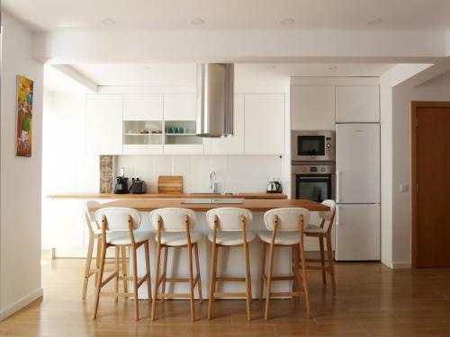 Ocean Breeze Apartment