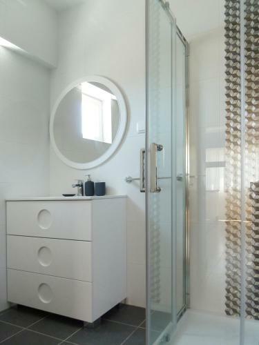 Ocean Breeze Apartment