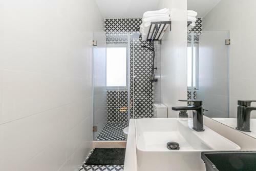 Hostal Sweet Spot @ Beach
