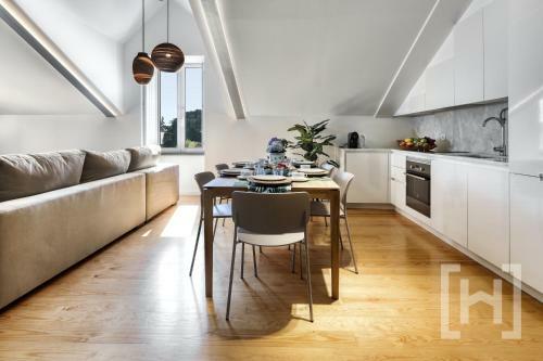 Sun Housing Estoril Apartment