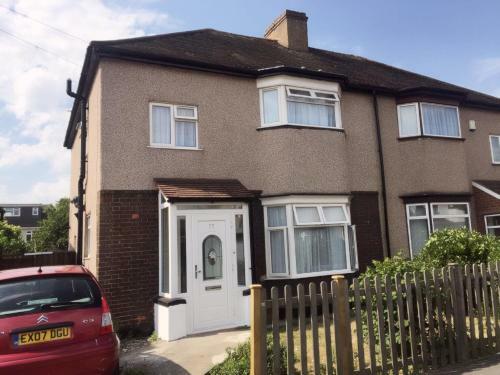 Hostal Bexleyheath Station House