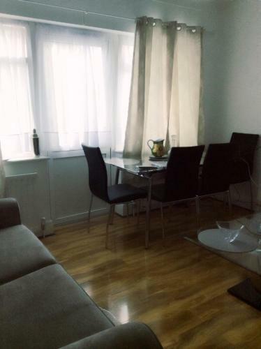 Hostal Bexleyheath Station House