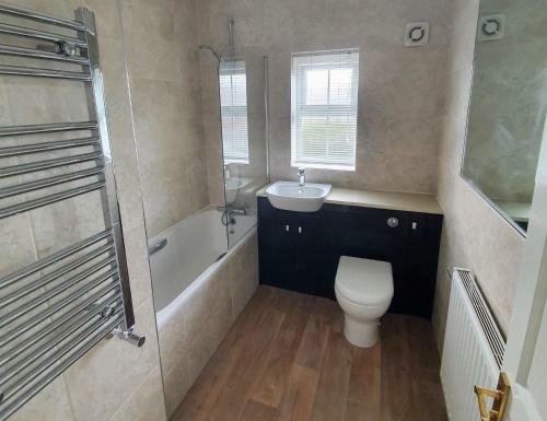 Beverley Central Townhouse Free Parking Sleeps 8