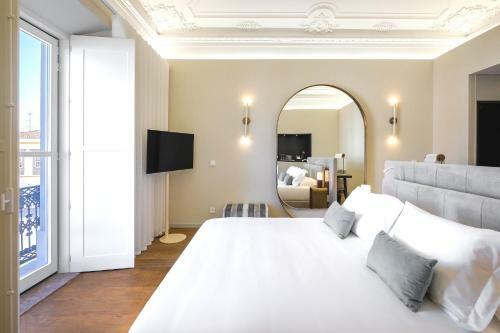 Mourasuites Hotel